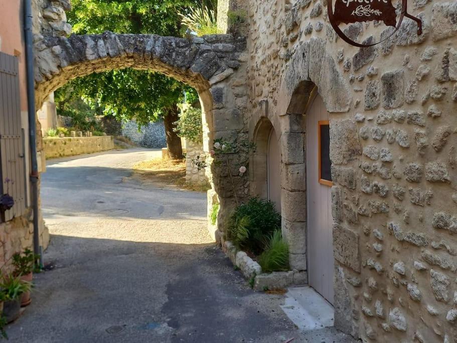 Apartment Le Clos Du Rempart - 2 A 4 Pers. Saint-Restitut