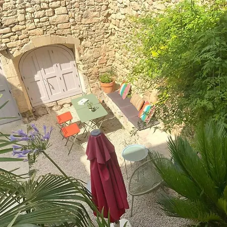 Le Clos Du Rempart - 2 A 4 Pers. Saint-Restitut Exterior photo